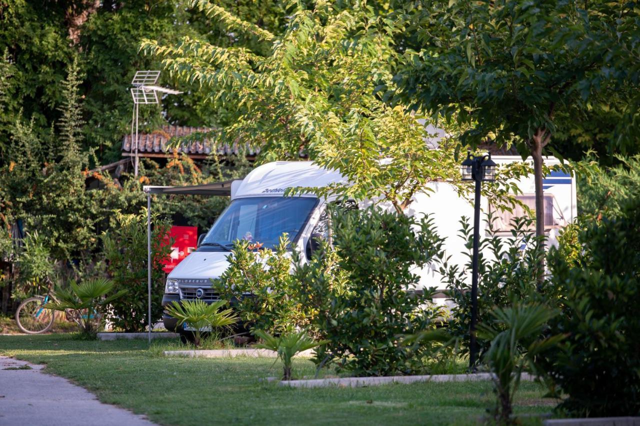 Hotel Camping Stolos Limín Litochórou Esterno foto